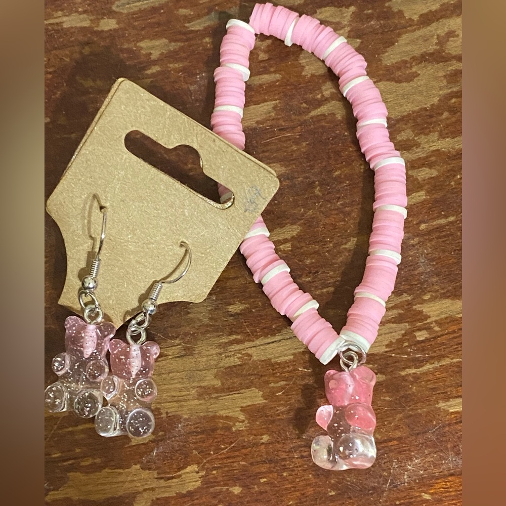 Pink gummy bear set